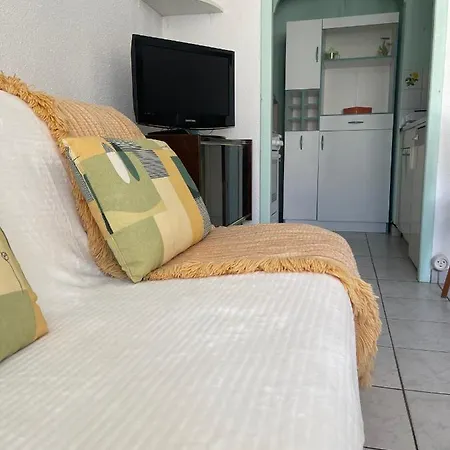 Ice'o Studio Apartment *
